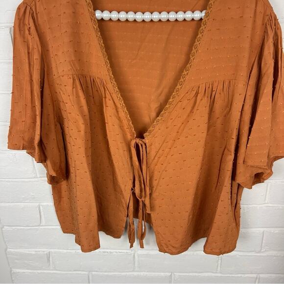 Shein Curve Plus Size Burnt Orange Tie Front Swiss Dot Blouse Top Size 2X - Picture 6 of 11
